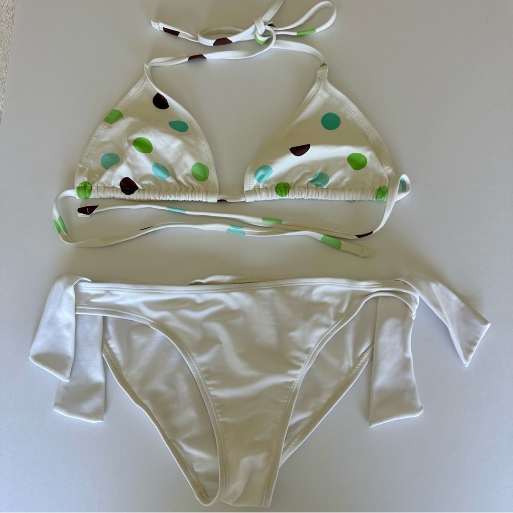 White Polka Dot String Bikini Set With Tie Side Bottoms Adjustable Halter Size M - Picture 4 of 13